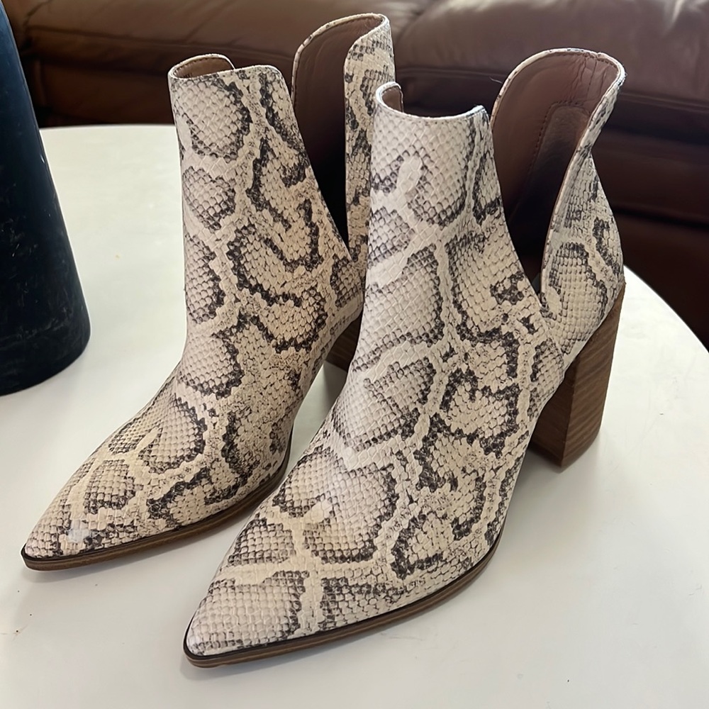 Steve madden booties